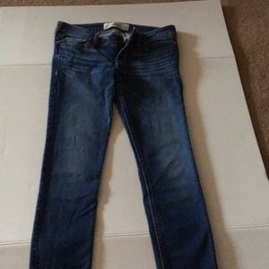 Hollister size 1 skinny jeans